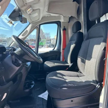 More photos of 2021 Ram ProMaster 3500 High Roof at Indy Auto Man - Indianapolis, IN