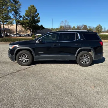 More photos of 2018 GMC Acadia SLT-1 at Indy Auto Man - Indianapolis, IN