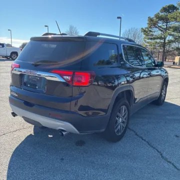 More photos of 2018 GMC Acadia SLT-1 at Indy Auto Man - Indianapolis, IN