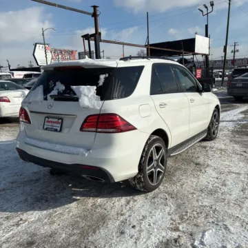 Another view of 2019 Mercedes-Benz GLE 400 4MATIC for sale in Indianapolis, IN at Indy Auto Man - Indianapolis