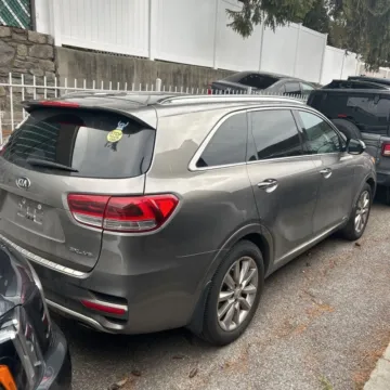 Another view of 2018 Kia Sorento SX Limited for sale in Indianapolis, IN at Indy Auto Man - Indianapolis