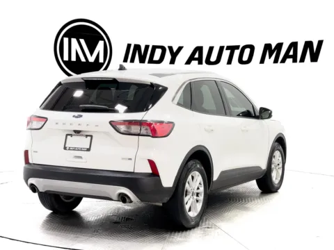 More photos of 2020 Ford Escape SE at Indy Auto Man - Indianapolis, IN