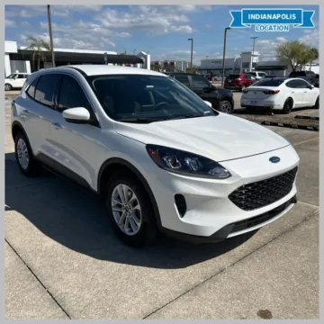 White 2020 Ford Escape SE for sale in Indianapolis, IN