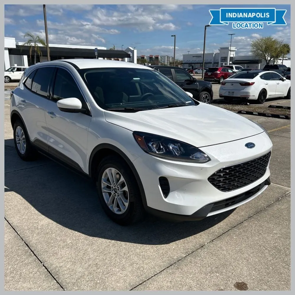 2020 Ford Escape SE