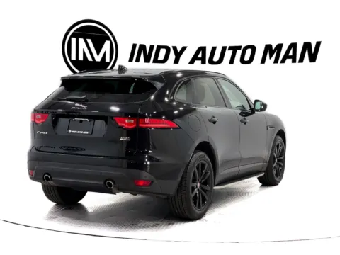 More photos of 2019 Jaguar F-PACE 25t Prestige at Indy Auto Man - Indianapolis, IN
