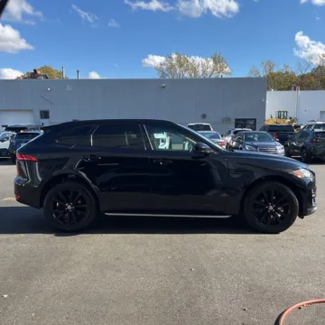 Another view of 2019 Jaguar F-PACE 25t Prestige for sale in Indianapolis, IN at Indy Auto Man - Indianapolis