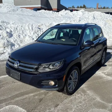 Photos of 2016 Volkswagen Tiguan SE for sale in Indianapolis, IN at Indy Auto Man - Indianapolis