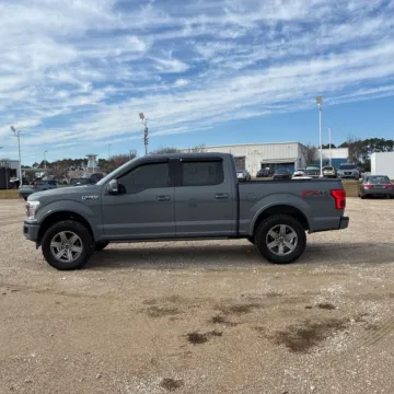 More photos of 2019 Cadillac Escalade Premium Luxury at Indy Auto Man - Indianapolis, IN