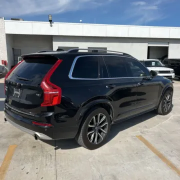 Another view of 2018 Volvo XC90 T5 Momentum for sale in Indianapolis, IN at Indy Auto Man - Indianapolis