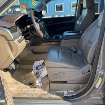 More photos of 2018 Chevrolet Tahoe LT at Indy Auto Man - Indianapolis, IN