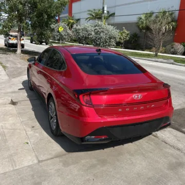 More photos of 2020 Hyundai Sonata SEL at Indy Auto Man - Indianapolis, IN