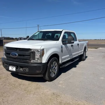 Photos of 2019 Ford F-250SD XL for sale in Indianapolis, IN at Indy Auto Man - Indianapolis