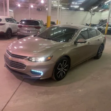 Photos of 2018 Chevrolet Malibu LT for sale in Indianapolis, IN at Indy Auto Man - Indianapolis