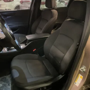 More photos of 2018 Chevrolet Malibu LT at Indy Auto Man - Indianapolis, IN