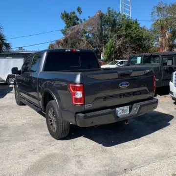 More photos of 2020 Ford F-150 XLT at Indy Auto Man - Indianapolis, IN