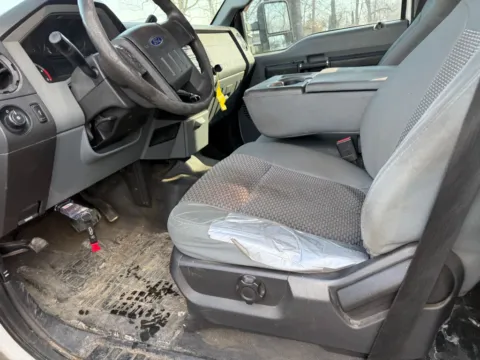 More photos of 2013 Ford F-350SD XL at Indy Auto Man - Indianapolis, IN