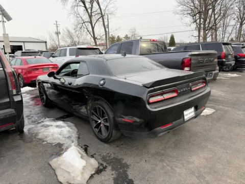 More photos of 2018 Dodge Challenger R/T Scat Pack at Indy Auto Man - Indianapolis, IN