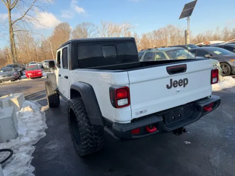 More photos of 2020 Jeep Gladiator Rubicon at Indy Auto Man - Indianapolis, IN