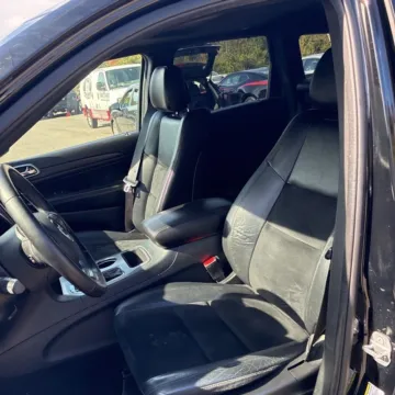 More photos of 2018 Jeep Grand Cherokee Altitude at Indy Auto Man - Indianapolis, IN