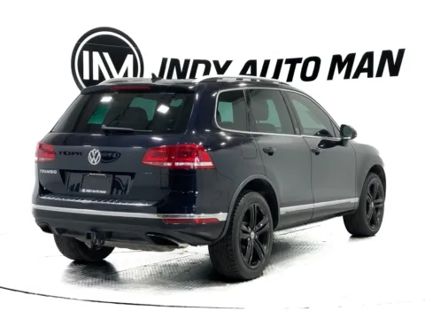 More photos of 2017 Volkswagen Touareg V6 4Motion at Indy Auto Man - Indianapolis, IN