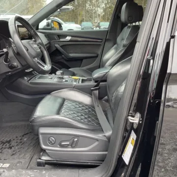 More photos of 2018 Audi SQ5 3.0T Premium Plus quattro at Indy Auto Man - Indianapolis, IN