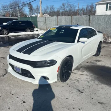 Photos of 2019 Dodge Charger SXT for sale in Indianapolis, IN at Indy Auto Man - Indianapolis