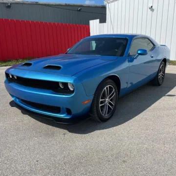 Photos of 2019 Dodge Challenger SXT for sale in Indianapolis, IN at Indy Auto Man - Indianapolis