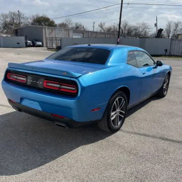 Another view of 2019 Dodge Challenger SXT for sale in Indianapolis, IN at Indy Auto Man - Indianapolis