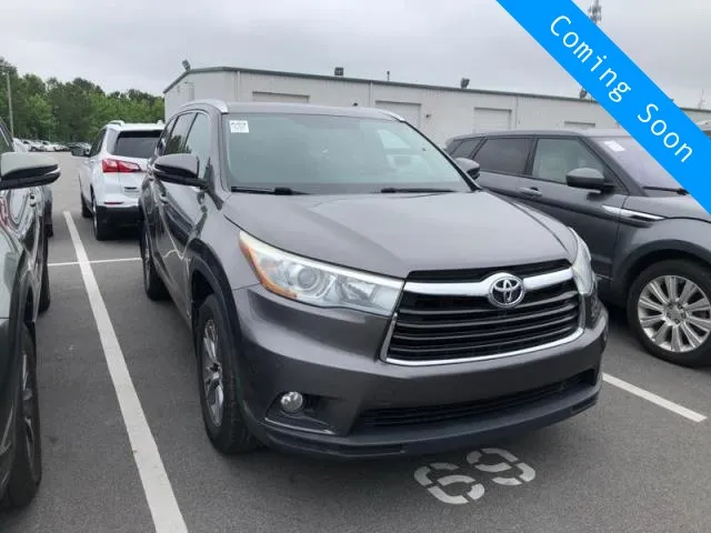 2015 Toyota Highlander XLE V6 for sale in Indianapolis, IN