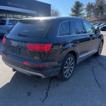 More photos of 2018 Audi Q7 3.0T Premium Plus quattro at Indy Auto Man - Indianapolis, IN