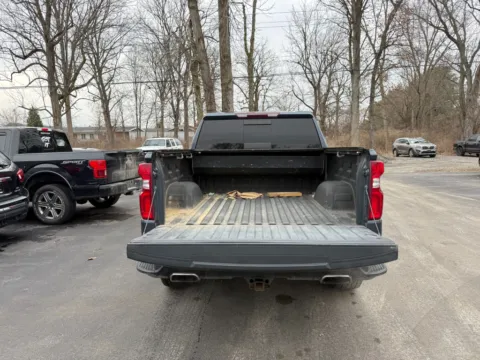 More photos of 2020 Chevrolet Silverado 1500 LT Trail Boss at Indy Auto Man - Indianapolis, IN