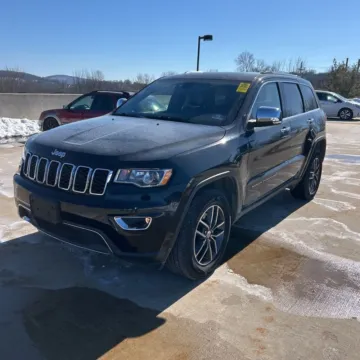 Photos of 2017 Jeep Grand Cherokee Limited for sale in Indianapolis, IN at Indy Auto Man - Indianapolis