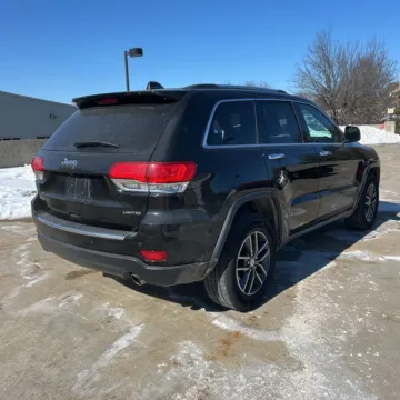 Another view of 2017 Jeep Grand Cherokee Limited for sale in Indianapolis, IN at Indy Auto Man - Indianapolis