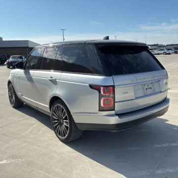 More photos of 2018 Land Rover Range Rover 3.0L V6 Supercharged HSE at Indy Auto Man - Indianapolis, IN