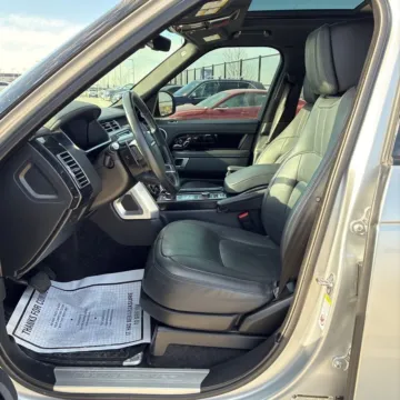 More photos of 2018 Land Rover Range Rover 3.0L V6 Supercharged HSE at Indy Auto Man - Indianapolis, IN