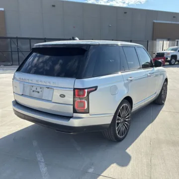 Another view of 2018 Land Rover Range Rover 3.0L V6 Supercharged HSE for sale in Indianapolis, IN at Indy Auto Man - Indianapolis