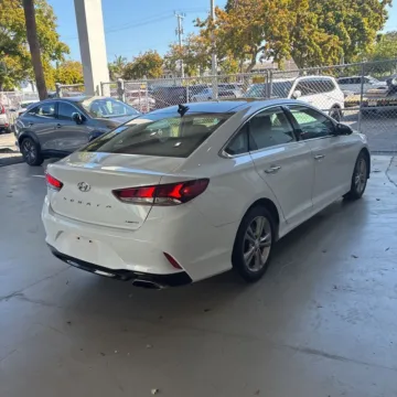 Another view of 2018 Hyundai Sonata Limited for sale in Indianapolis, IN at Indy Auto Man - Indianapolis