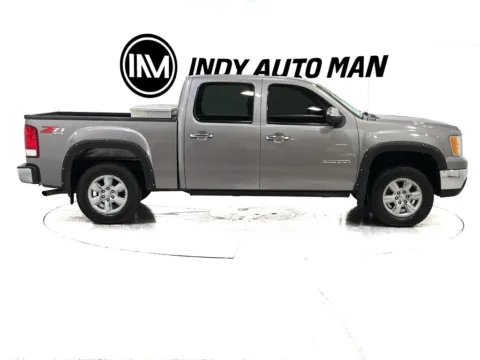 Another view of 2013 GMC Sierra 1500 SLE for sale in Indianapolis, IN at Indy Auto Man - Indianapolis