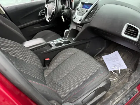 More photos of 2010 Chevrolet Equinox LT 1LT at Indy Auto Man - Indianapolis, IN