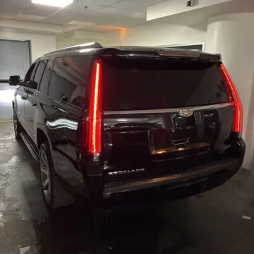 More photos of 2019 Cadillac Escalade ESV Luxury at Indy Auto Man - Indianapolis, IN