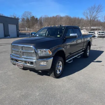 Photos of 2016 Ram 2500 Laramie for sale in Indianapolis, IN at Indy Auto Man - Indianapolis