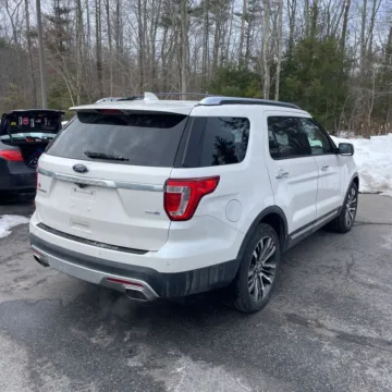 Another view of 2016 Ford Explorer Platinum for sale in Indianapolis, IN at Indy Auto Man - Indianapolis