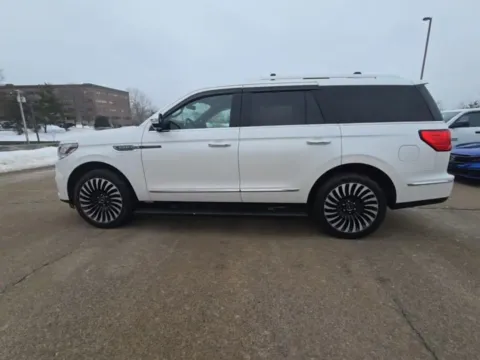 More photos of 2018 Lincoln Navigator Black Label at Indy Auto Man - Indianapolis, IN