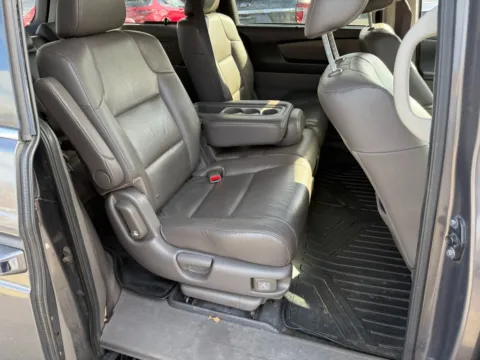 More photos of 2015 Honda Odyssey Touring at Indy Auto Man - Indianapolis, IN