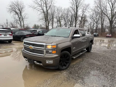 Photos of 2014 Chevrolet Silverado 1500 High Country for sale in Indianapolis, IN at Indy Auto Man - Indianapolis