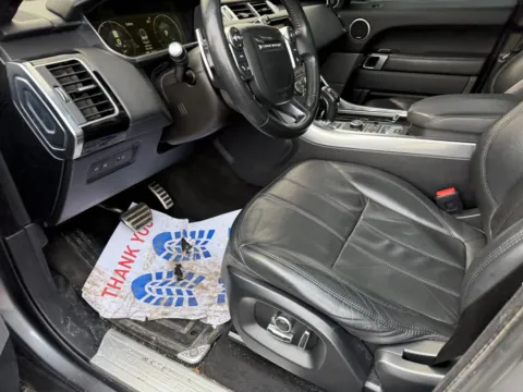 More photos of 2017 Land Rover Range Rover Sport 5.0L V8 Supercharged at Indy Auto Man - Indianapolis, IN