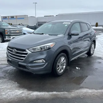 Photos of 2018 Hyundai Tucson SEL Plus for sale in Indianapolis, IN at Indy Auto Man - Indianapolis