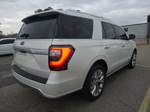 Another view of 2019 Ford Expedition Platinum for sale in Indianapolis, IN at Indy Auto Man - Indianapolis