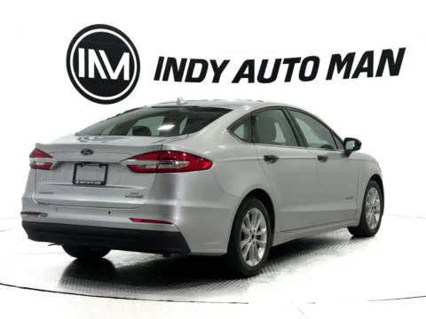 More photos of 2019 Ford Fusion Hybrid SE at Indy Auto Man - Indianapolis, IN