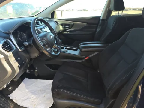 More photos of 2021 Nissan Murano SV at Indy Auto Man - Indianapolis, IN